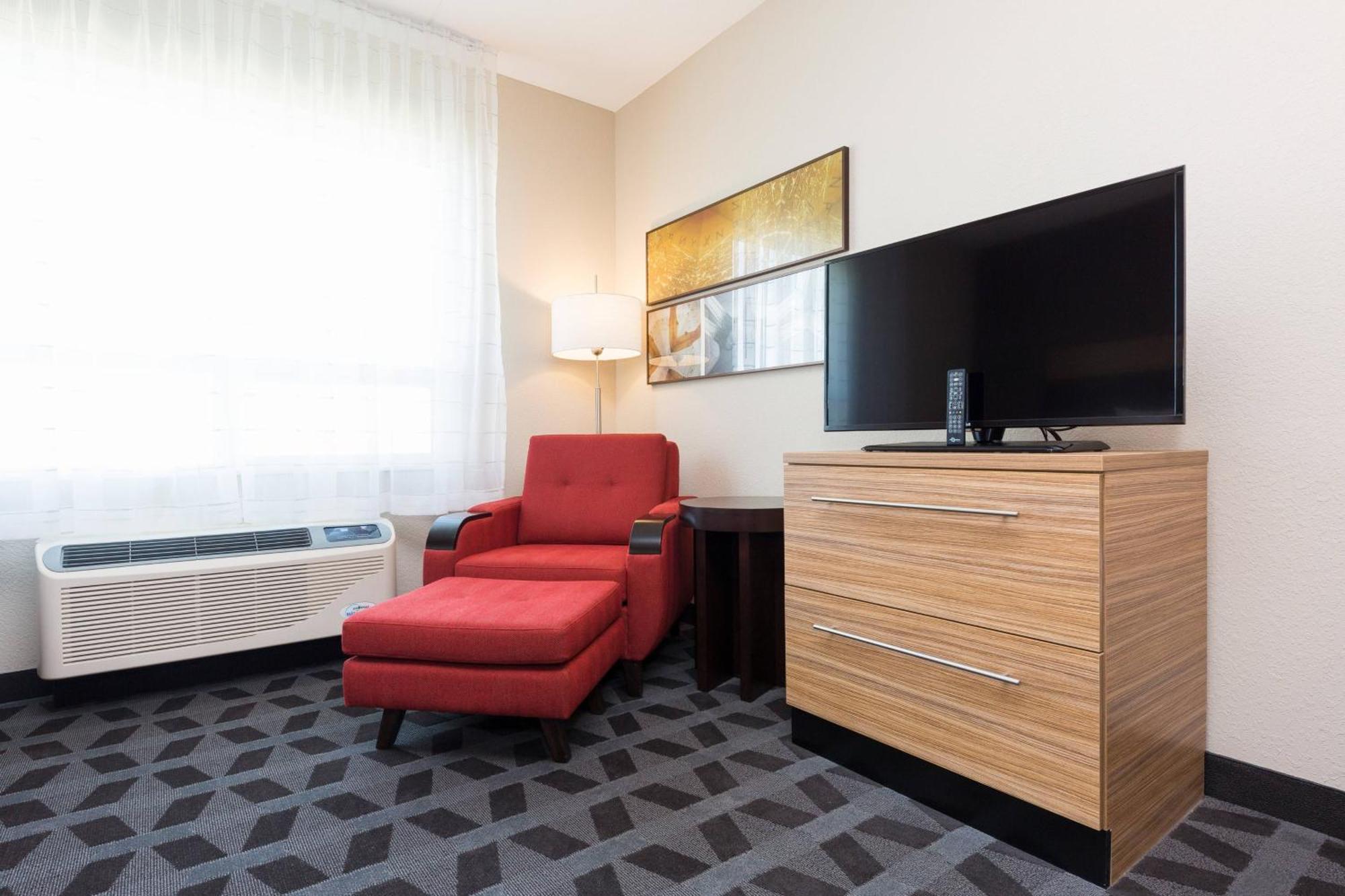 Towneplace Suites By Marriott Edmonton South Exteriör bild