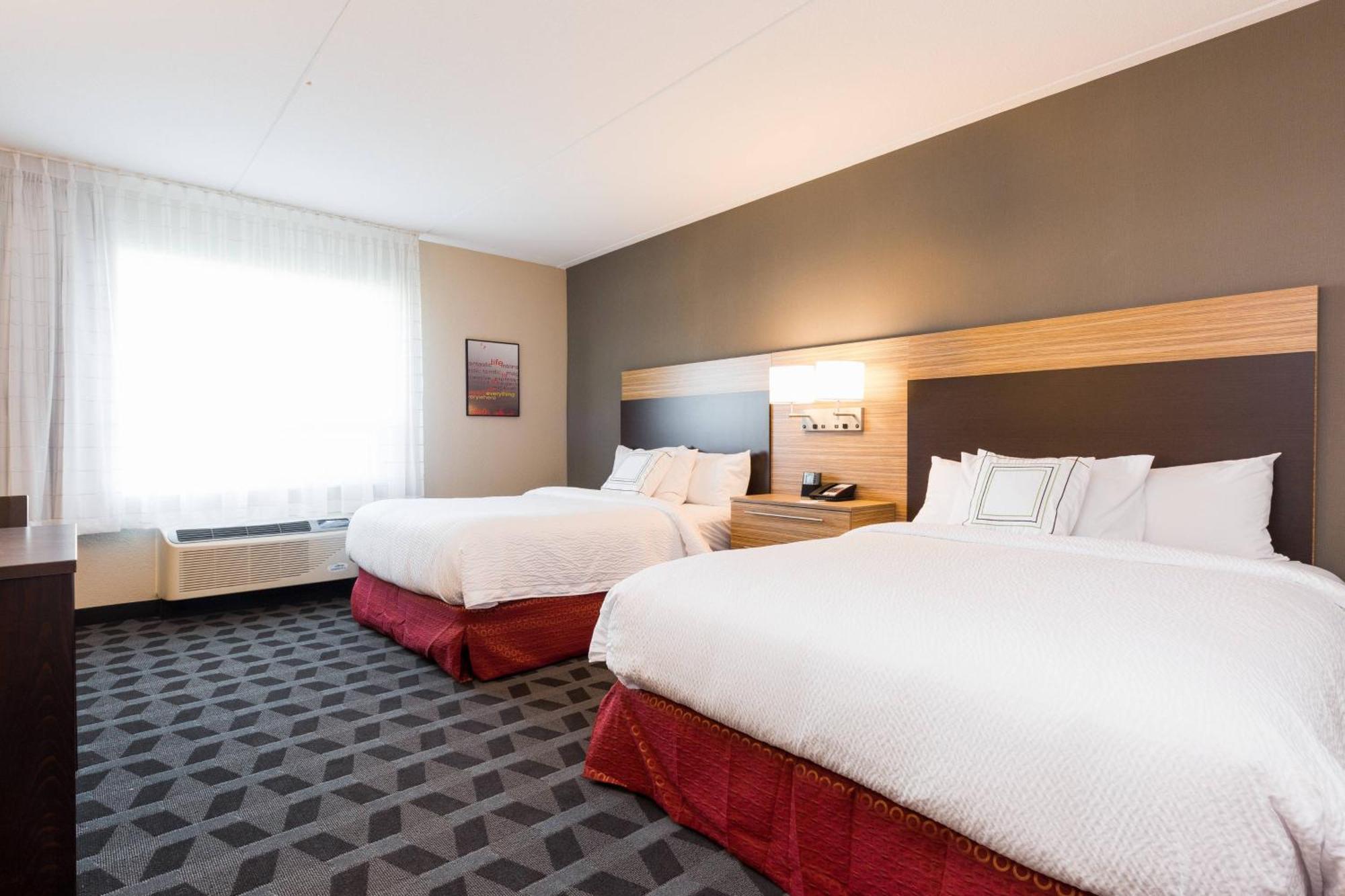 Towneplace Suites By Marriott Edmonton South Exteriör bild