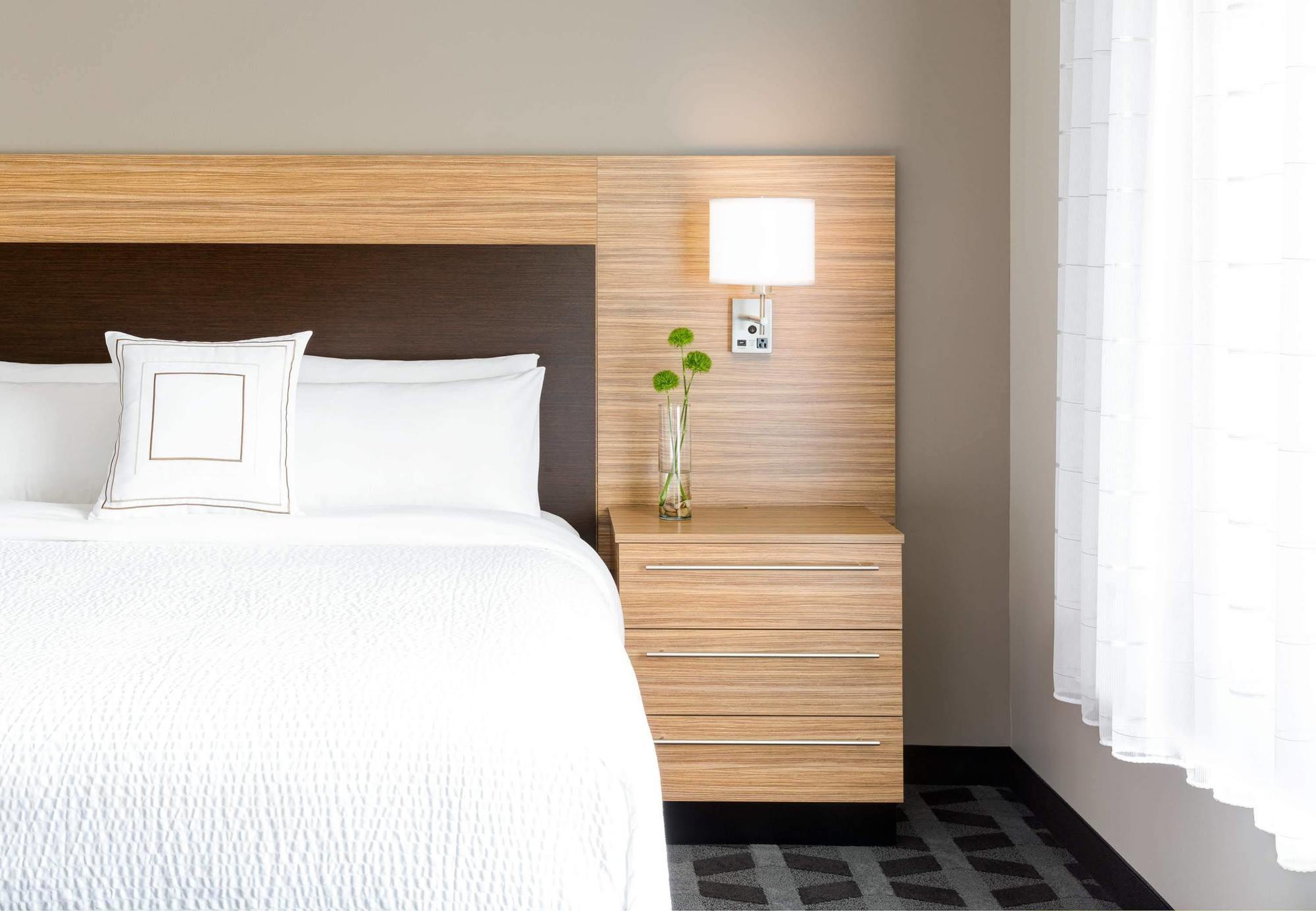 Towneplace Suites By Marriott Edmonton South Exteriör bild